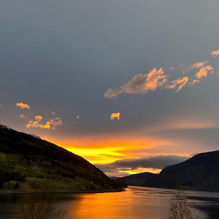 Naustvoll Villa Olden Luaran gambar