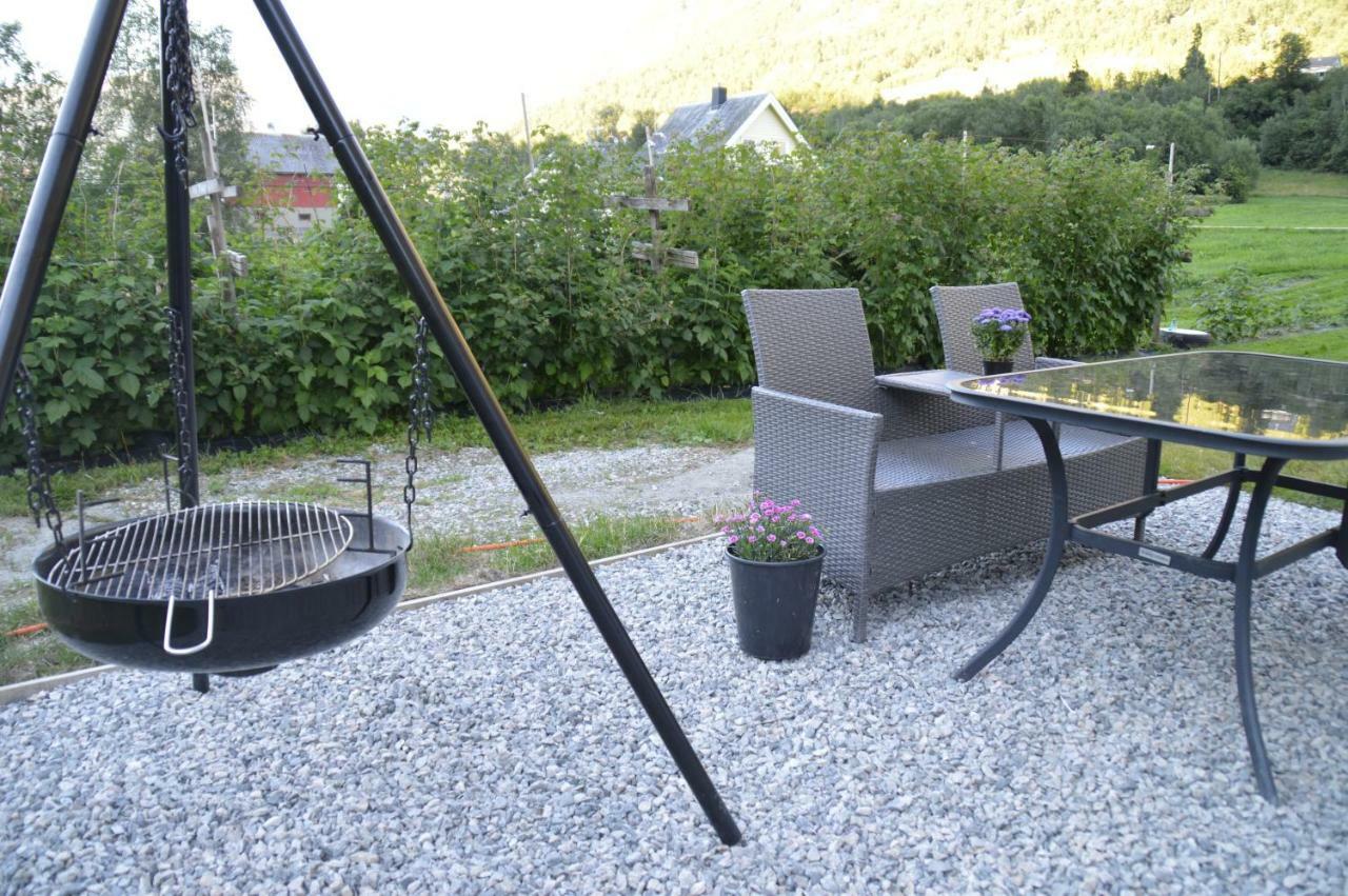 Naustvoll Villa Olden Luaran gambar