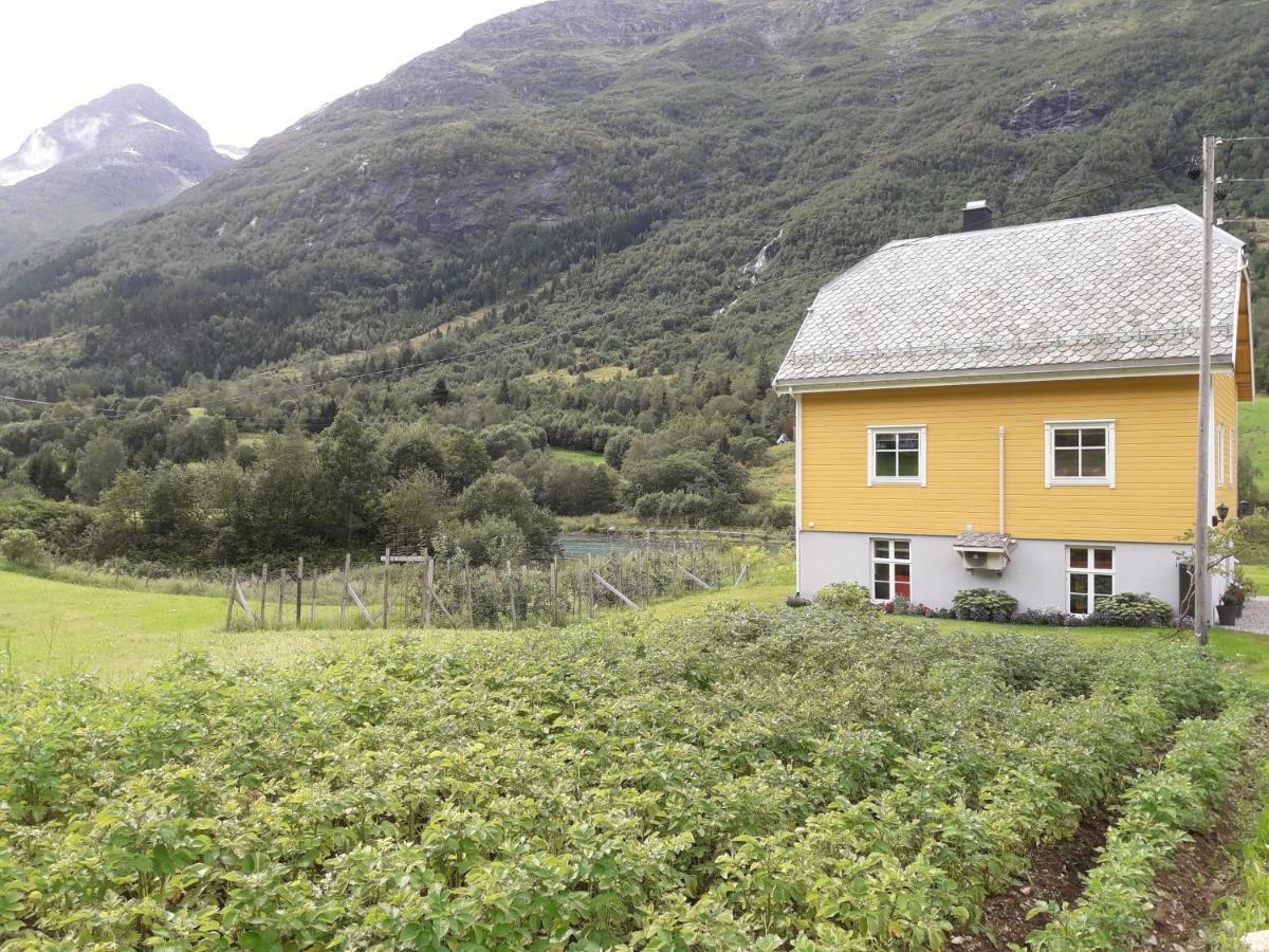 Naustvoll Villa Olden Luaran gambar